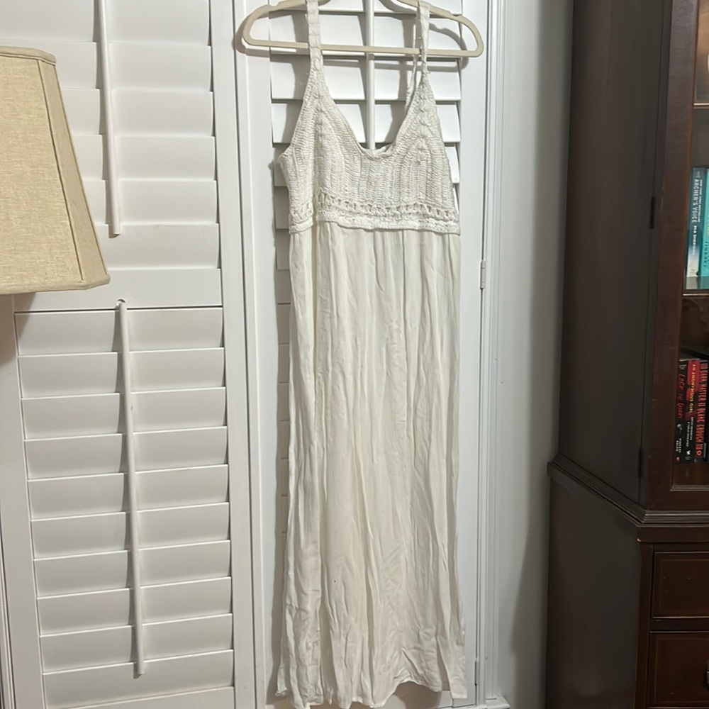 Linen and crochet maxi dress - Picture 1 of 2